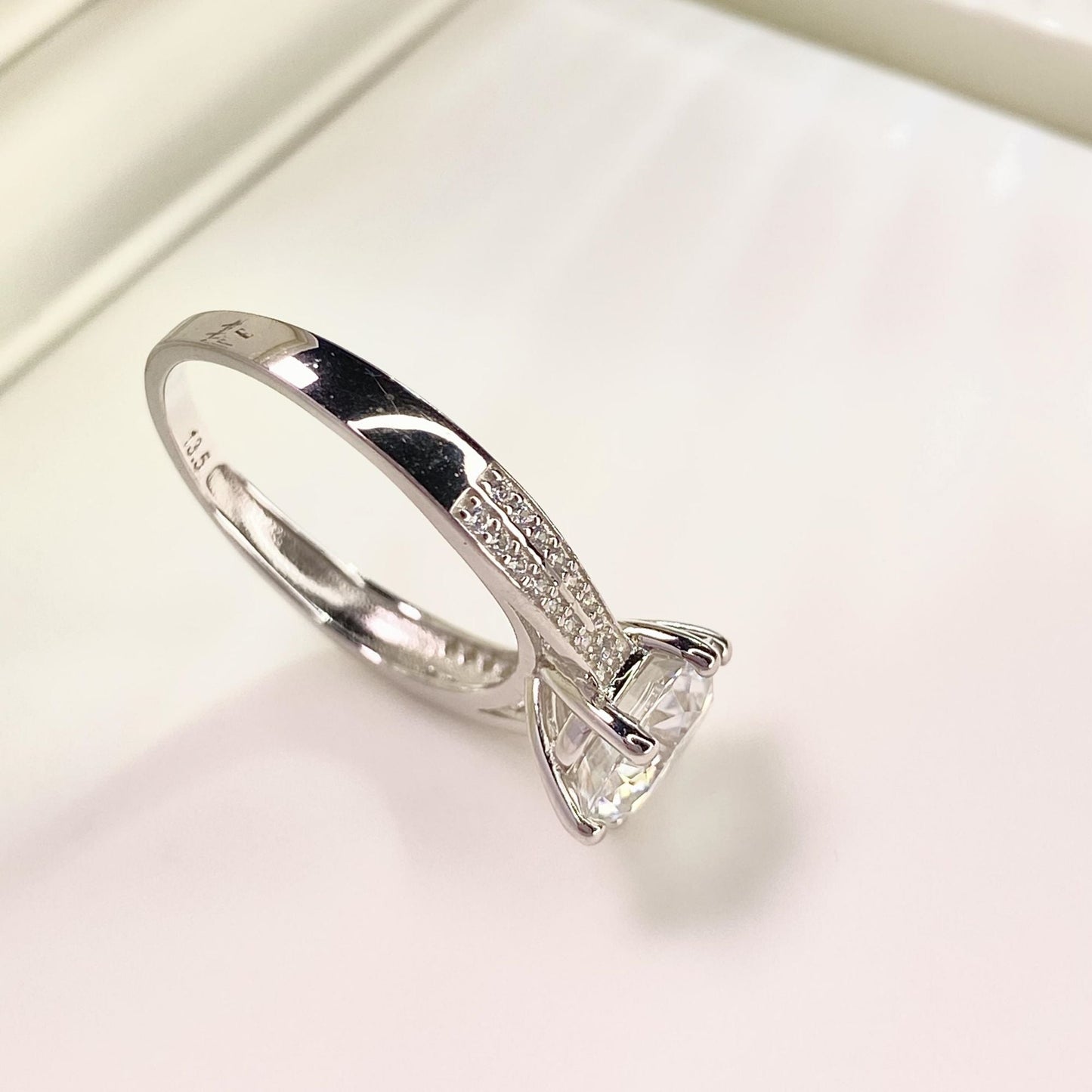 【#14】(Queen)925 Sterling Silver Moissanite rings