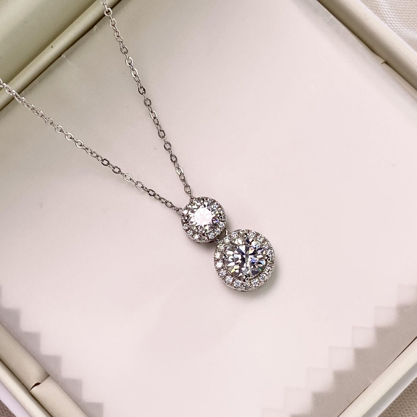 【#19】(コロナネックレス)925スターリングシルバーモアッサナイトネックレス