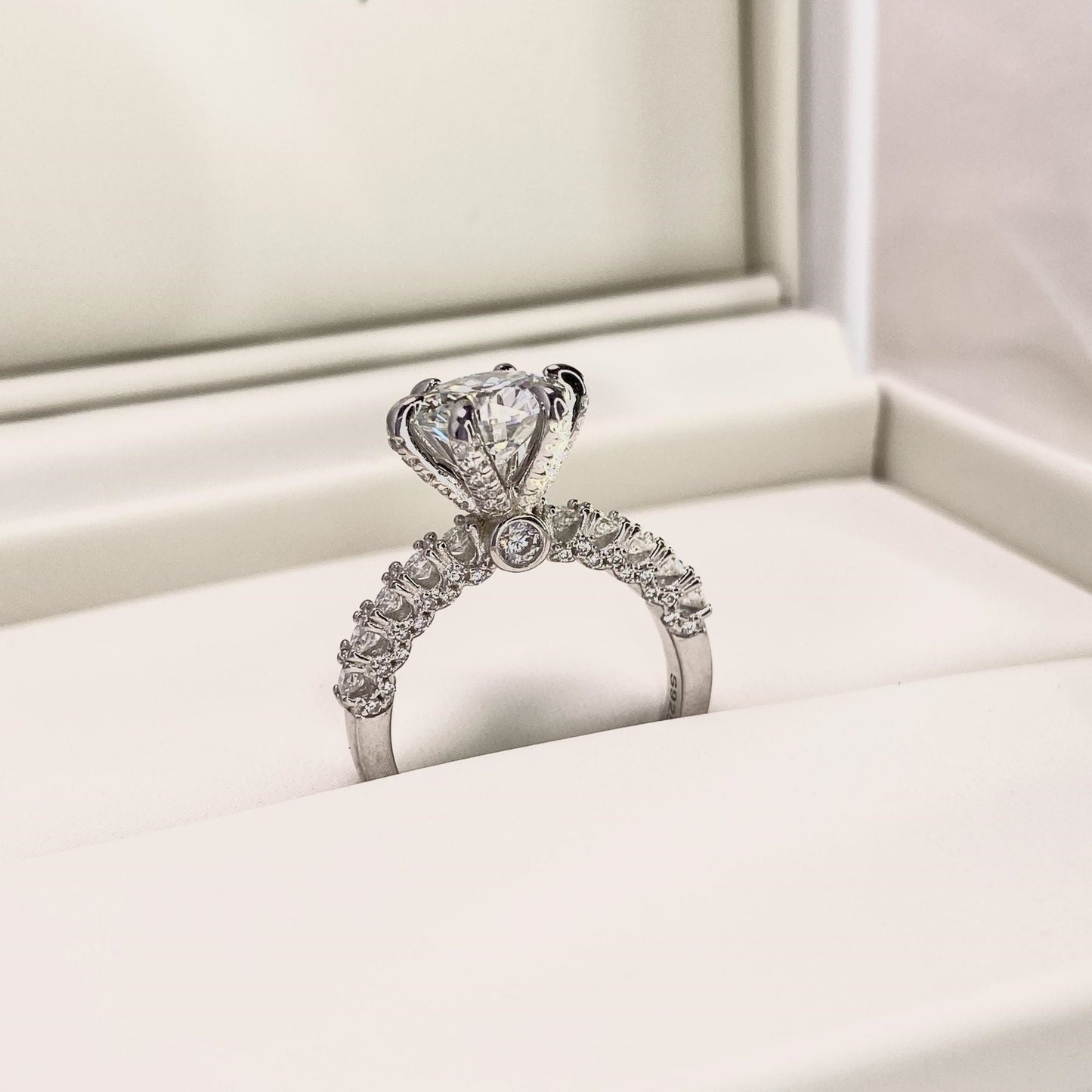 【#17】(Moonlight)925 Sterling Silver Synthetic Moissanite rings