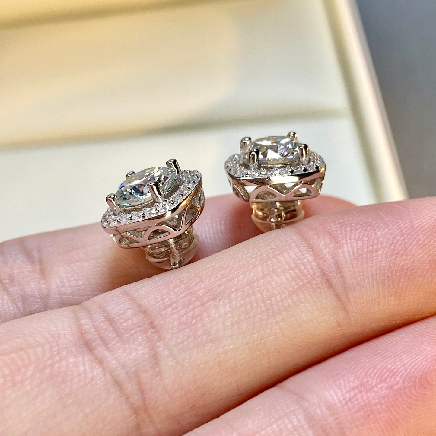 【#18】(Princess earrings)925 Sterling Silver Moissanite rings