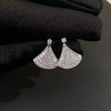 【#H236】(Emma)925Sterling Silver Synthetic Moissanite earrings
