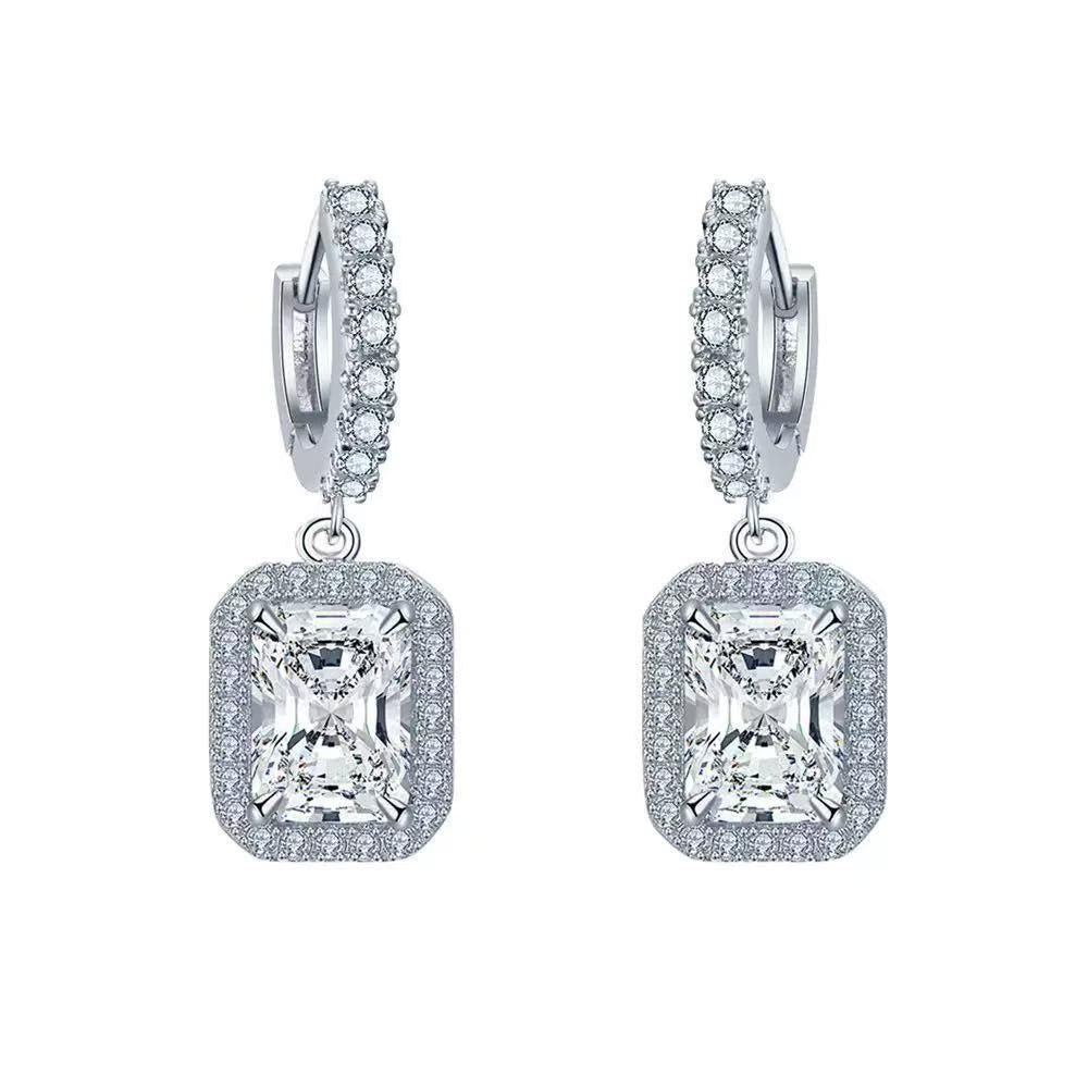 【#A354】(Vanessa)925 Sterling Silver Synthetic Moissanite earrings