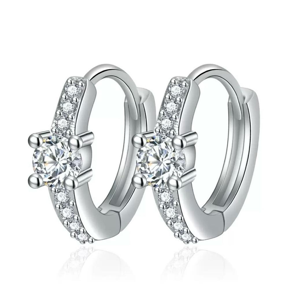 【#Y69】(Faith)925Sterling Silver Synthetic Moissanite earrings