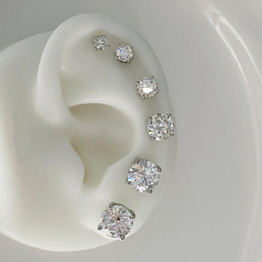 【#Y99】(May)925 Sterling Silver Synthetic Moissanite earrings